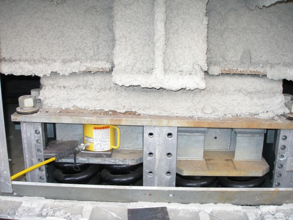 Hydraulically Adjusted Isolation Bearings in fireproof casing